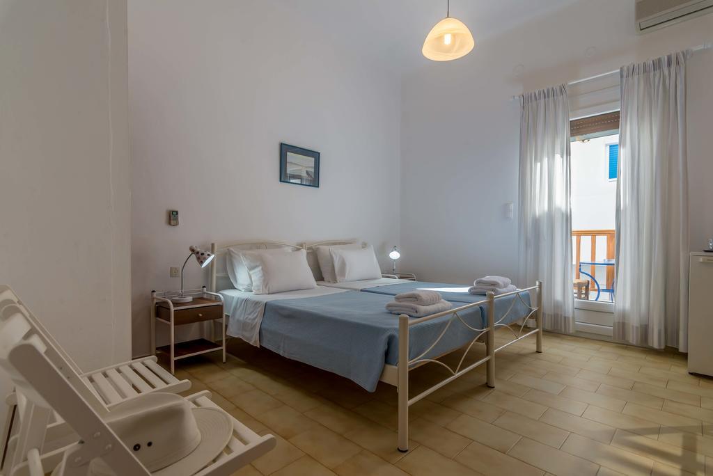 Hotel Delfini Adamantas  Esterno foto